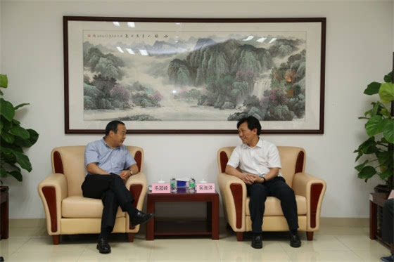 海南省人民政府常务副省长毛超峰带队赴广州督