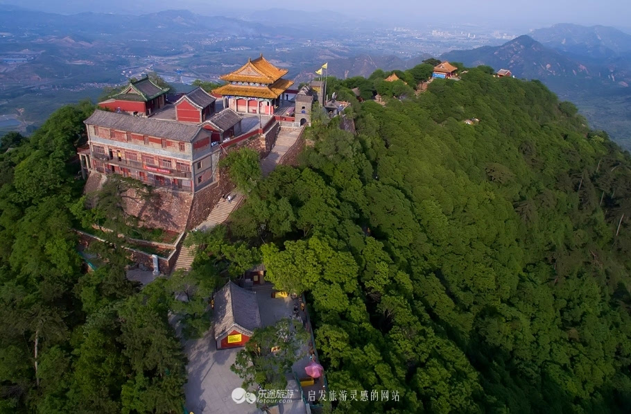 为何景忠山敢称作天下名山