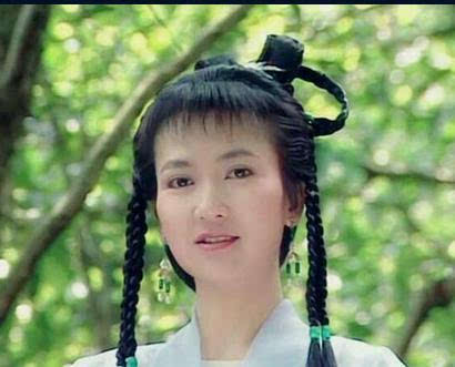 其它 正文  陈美琪1978年从无线电视艺员训练班毕业,之后1987年毕业于