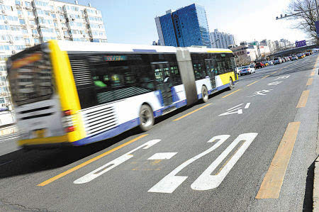 谢峰 未来上海交通 补短板 重在缓解拥堵 提升公交品质 