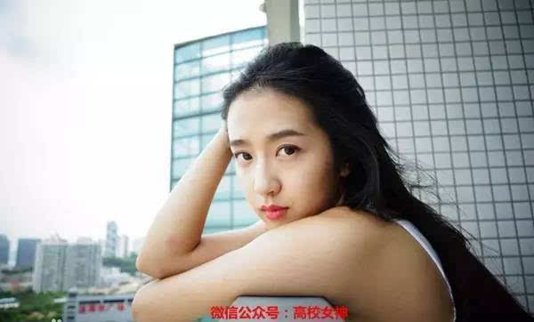 电视剧《左耳》校花蒋皎,环球小姐许龄月变成了国民初恋?
