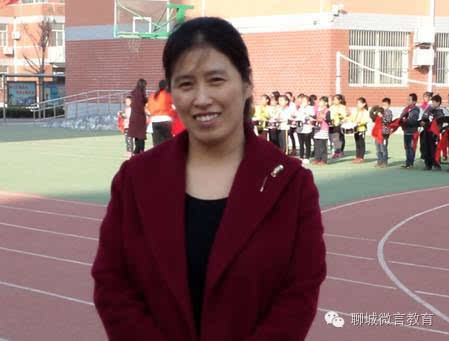 李先凤,女 2006年通过自学考试取得本科学历,小学高级教师.