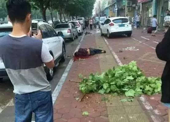 聊城冠县又发生一起恶性当街砍人事件!现场太