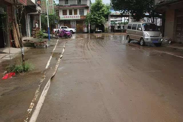 将乐,宁化等地受暴雨影响,多个路段发生塌方