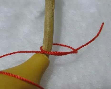 手捻文玩葫芦龙头为什么缠红绳,具体应该怎样