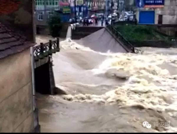 组图)暴雨在宣城、安庆和皖北猖狂;黄山雨灾再