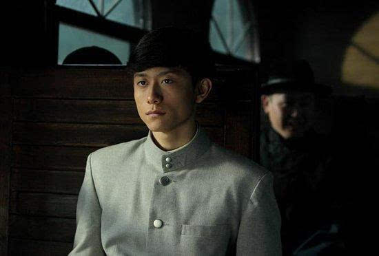 2010年在电影《建党伟业》中饰演邓恩铭.