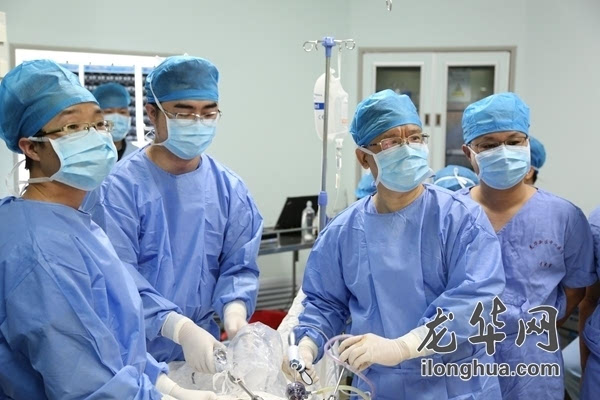 龙华新区中心医院引进国内顶尖泌尿外科团队启