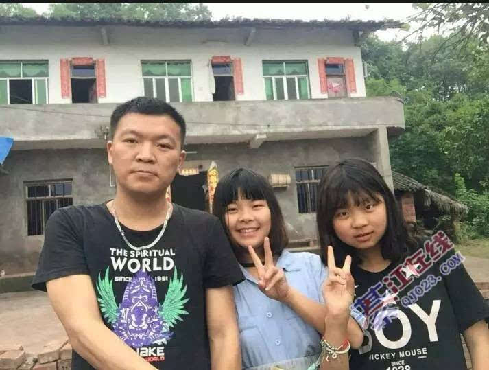 男子带两女儿千里寻綦江妻子 竟有另一番隐情!