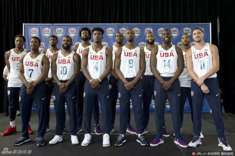 里约奥运会美国男篮合照,又暴露了谁的身高?