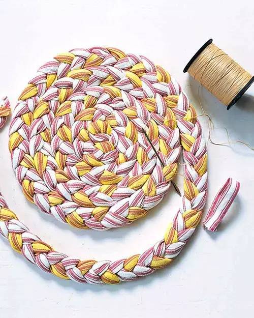 自制手工编织棉绳杯垫 让你爱上简约自然风