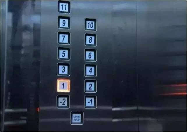 坐电梯从未到过负一层