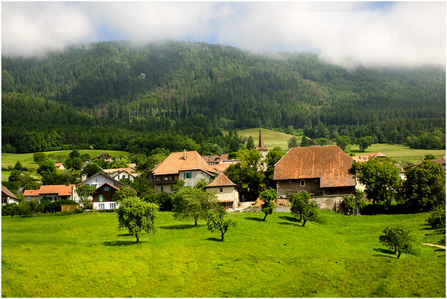 瑞士小镇与田园风光