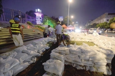 夜间人口_贵阳市夜间排查流动人口(资料图片)-房屋出租实行分类管理 90万流(3)