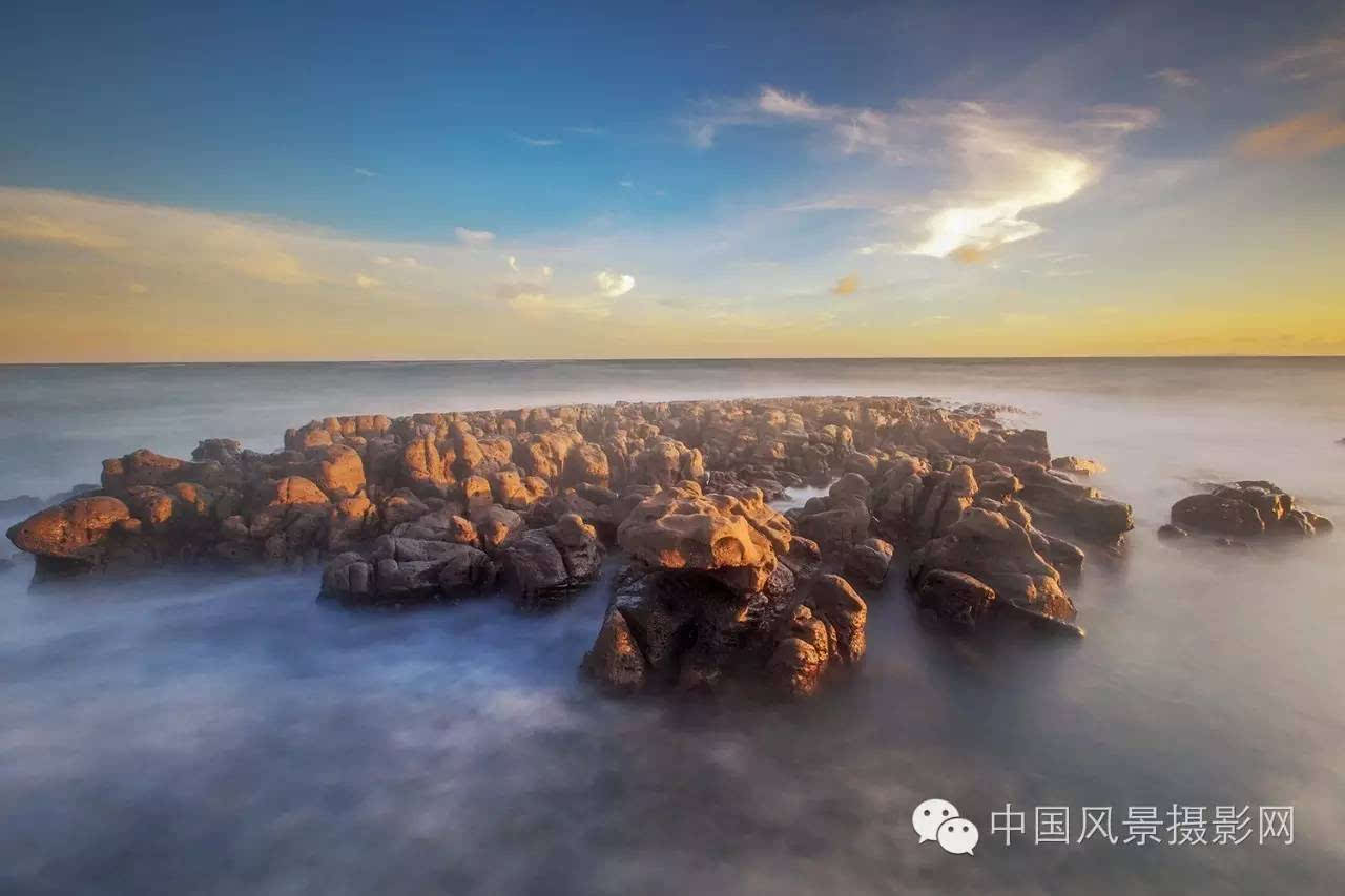 游拍防城港怪石滩