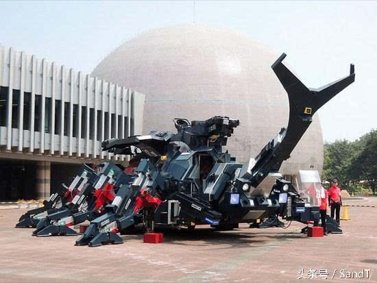 最后中国机器人亮相秒杀