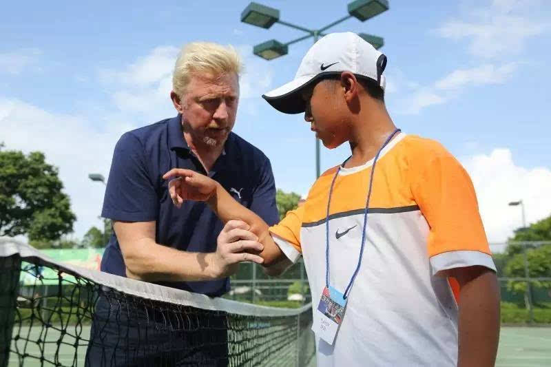 贝克尔携手英国草地网球协会首次在华教练认证
