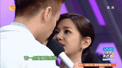 (还在海边画心吗?听说比心手和天空更配哦  )