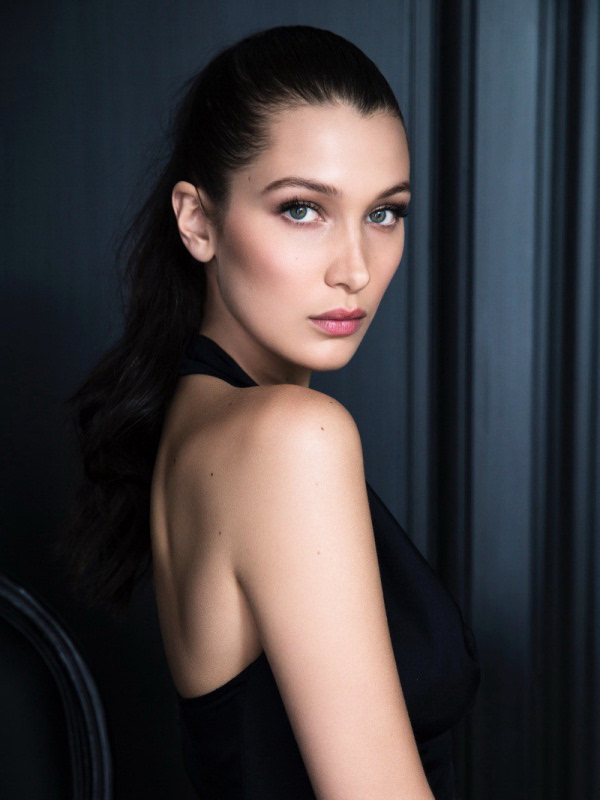 [时尚圈]她才是今年最火的超模 bella hadid