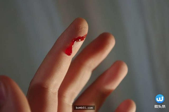 手指被纸张割伤后为什么会特别刺痛?多年来的疑问终于