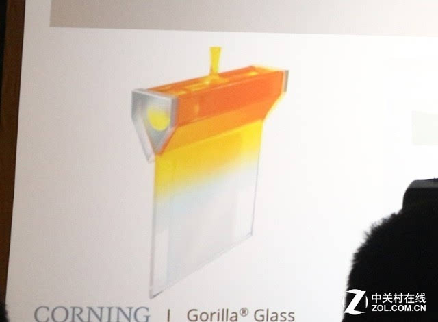 康宁第五代大猩猩玻璃:一块玻璃的不碎梦 - 微