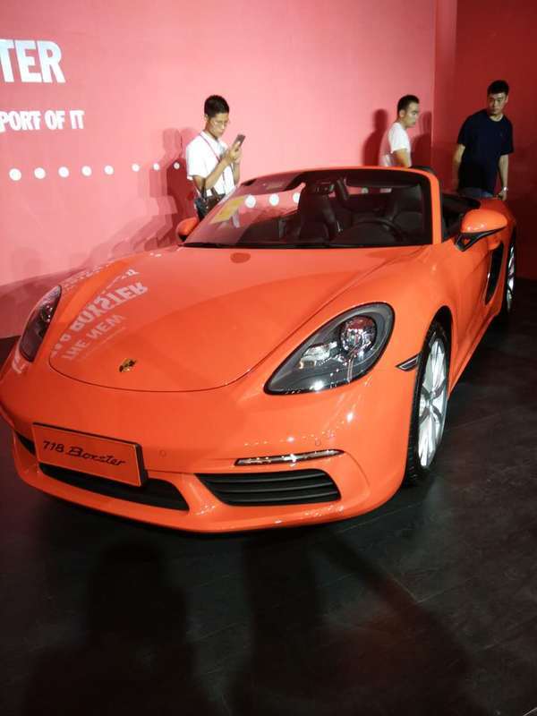 718 boxster(参数|图片)将开启保时捷中置跑车的全新篇章