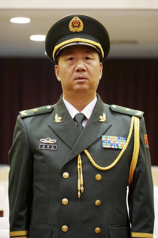 武警广东总队司令员 赵继东晋升武警少将警衔.