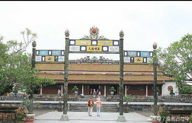 越南有座高仿版紫禁城,宫殿名字一模一样