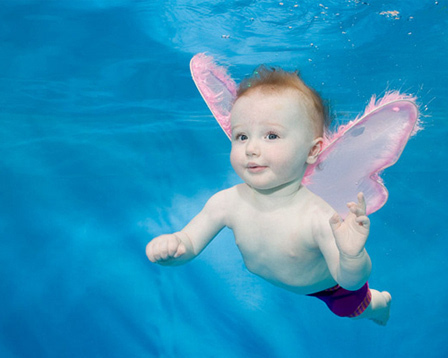 婴儿游泳好处多 这些婴儿却不宜游泳
