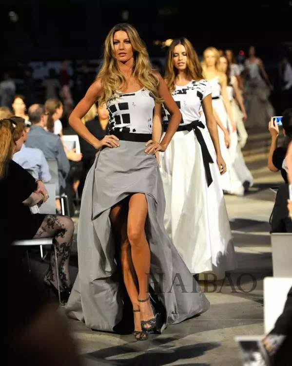 吉赛尔·邦辰(gisele bündchen:2010 fashion's night out