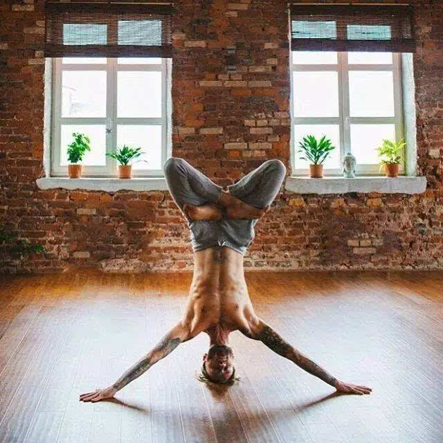 永远不要拒绝爱瑜伽的男人