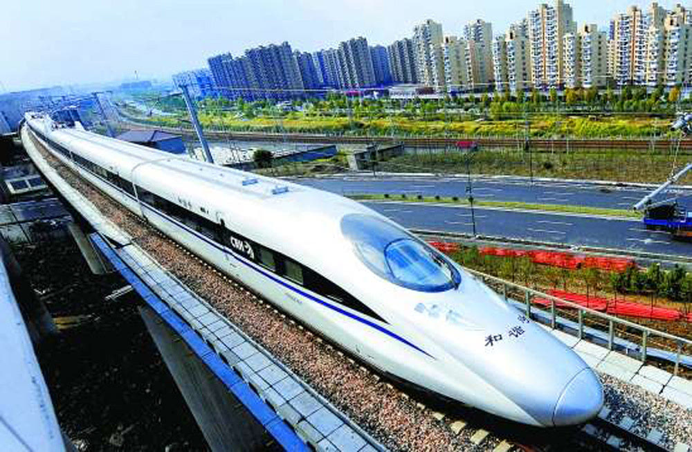 重庆将成西南最大铁路枢纽,形成"米"字形高铁网,其中,包括渝昆高铁