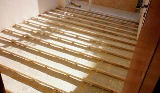 实木地板安装方法二:龙骨铺设法