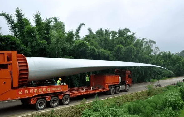 上犹双溪风力发电项目首台风机顺利组装完成