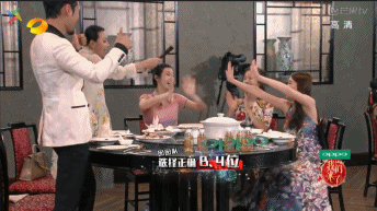 加入不光有影后级的芝姐,嘉玲姐还有歌后莫文蔚这一季的《我们来了》