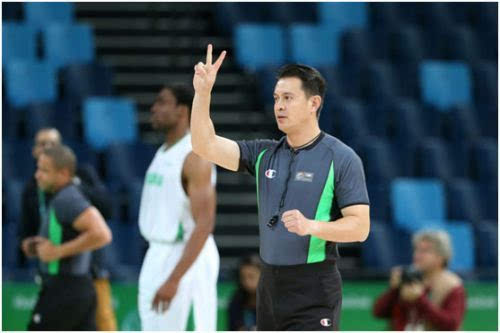 中国篮球裁判执法奥运会 段铸获得认可亮相里约