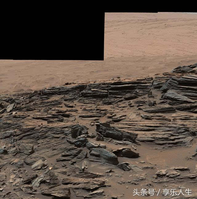 好奇号传回有类似生物的火星全景照片