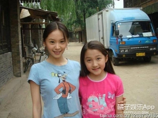 [娱乐早报]杨幂黄子韬同上综艺王健林携鲁豫坐