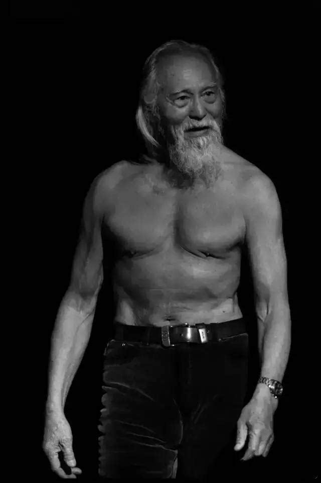 这位老大爷名叫王德顺.他最广为人知的身份,应该就是演员了.