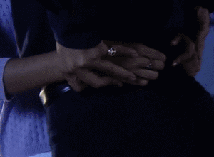 李亚鹏送徐静蕾鲜花：李亚鹏徐静蕾主演的电影将爱进行到底