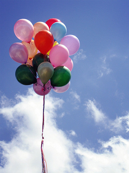 唯美漂亮的气球图片 色彩斑斓的气球图片