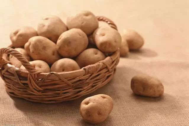 [生活]土豆竟是最好的#34;药#34;关键看你怎样吃!