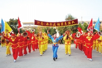 西平大铜器被列为国家级非物质文化遗产.新区鸟瞰.中原粮仓.