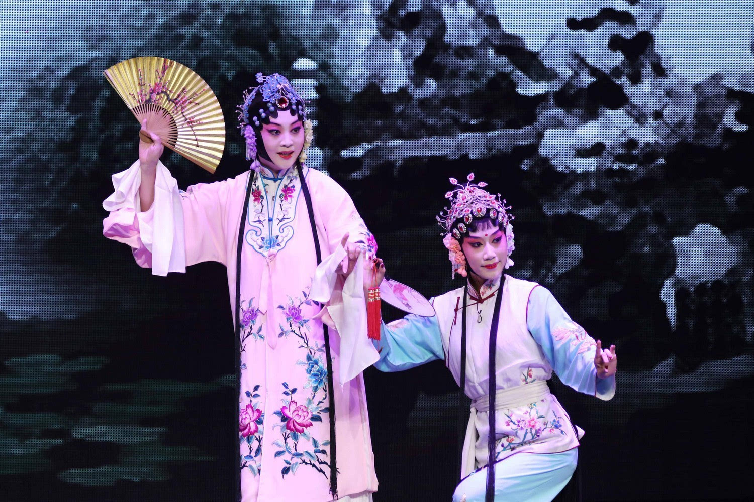 “当东方遇见西方-北京音乐会”在京举行