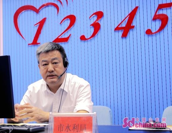 通讯员 张强) 9月14日,聊城市水利局局长任永胜在做客聊城市长热线时