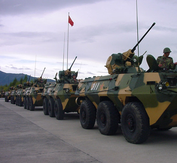 资料图:中国92式步兵战车.