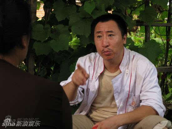 张小光,系著名二人转演员,系赵本山徒弟,排行第十,曾出演多部本山