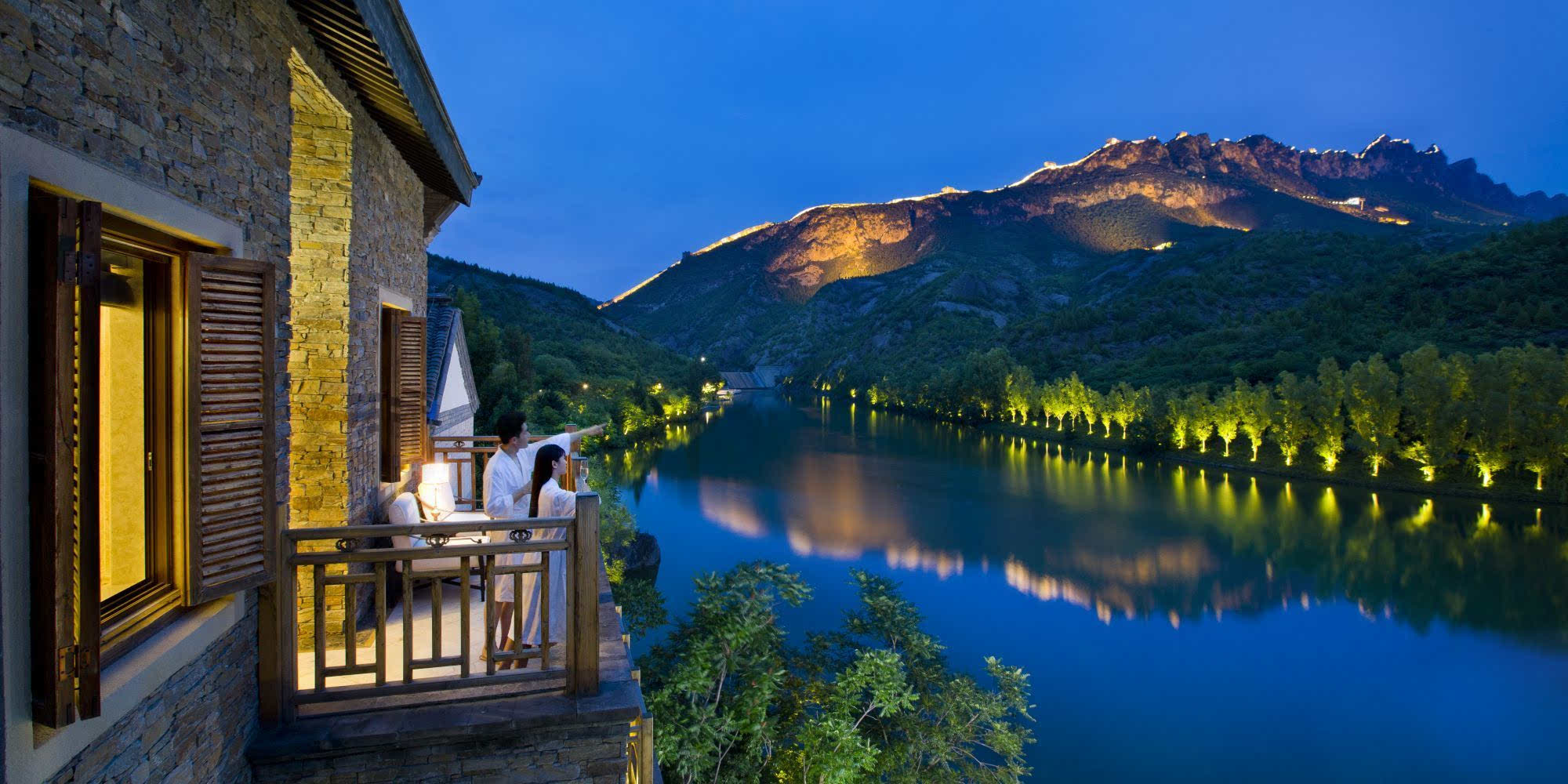 古北水镇开通专线巴士 十一来长城脚下提灯游