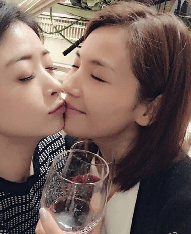 亲上了?蒋欣说自己不涂唇膏 嘴见到刘涛就变红