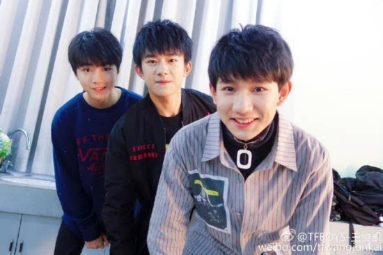 tfboys王源16岁生日王俊凯易烊千玺送祝福